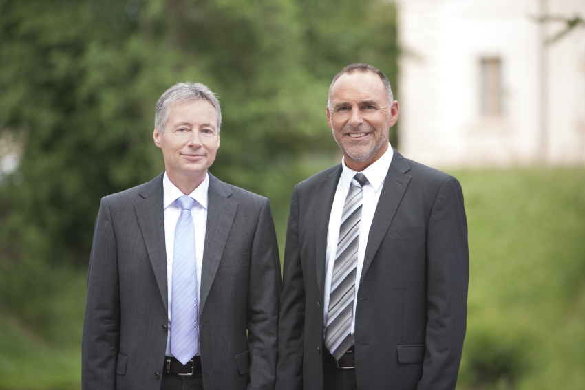 VR Bank Weimar eG Vorstnde Manfred Roth und Martin Wagner 850
